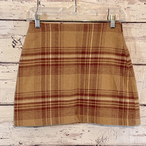 FOREVER 21 Mini Skirt Wool Blend Plaid Tan/Rust-XS - Picture 2 of 2